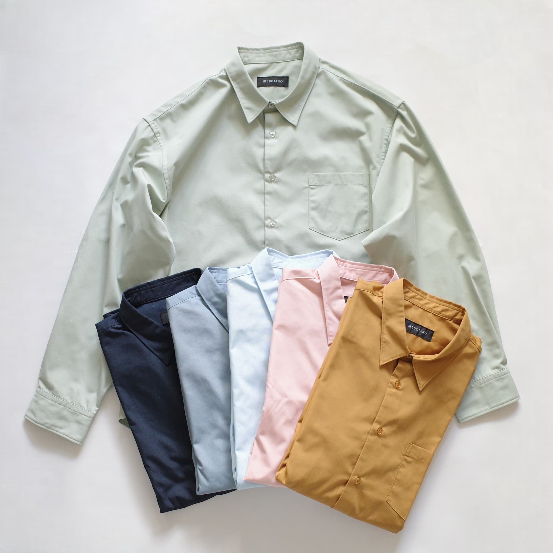 カジュアルデートにリラックスして着れるシャツ