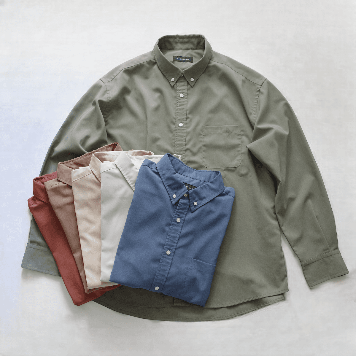 デートで活躍する、好印象なきれい見えシャツ